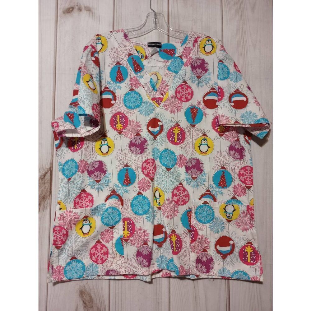 Scrub Studio Scrub Top Ladies Extra Large‎ Christmas Penguin Snowflake